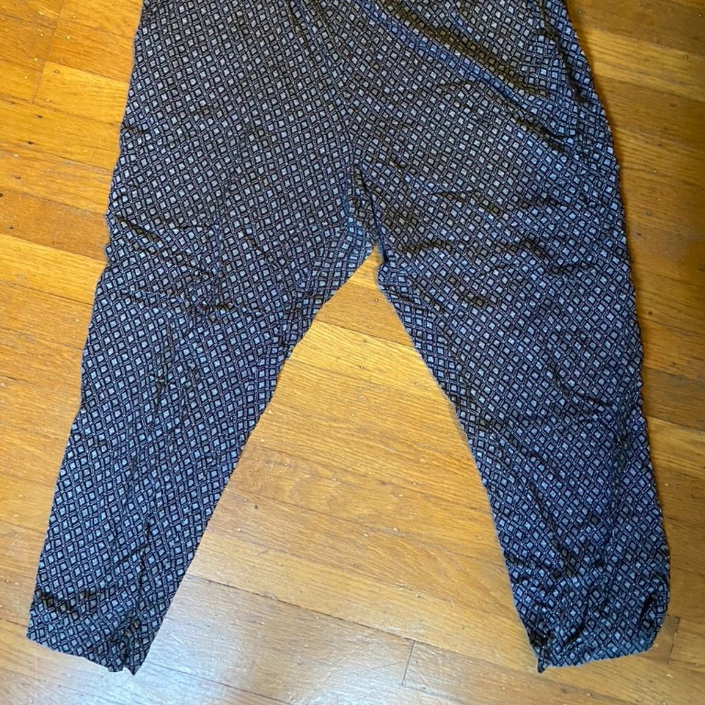 H&M Lightweight Trouser - Picture 2 of 3